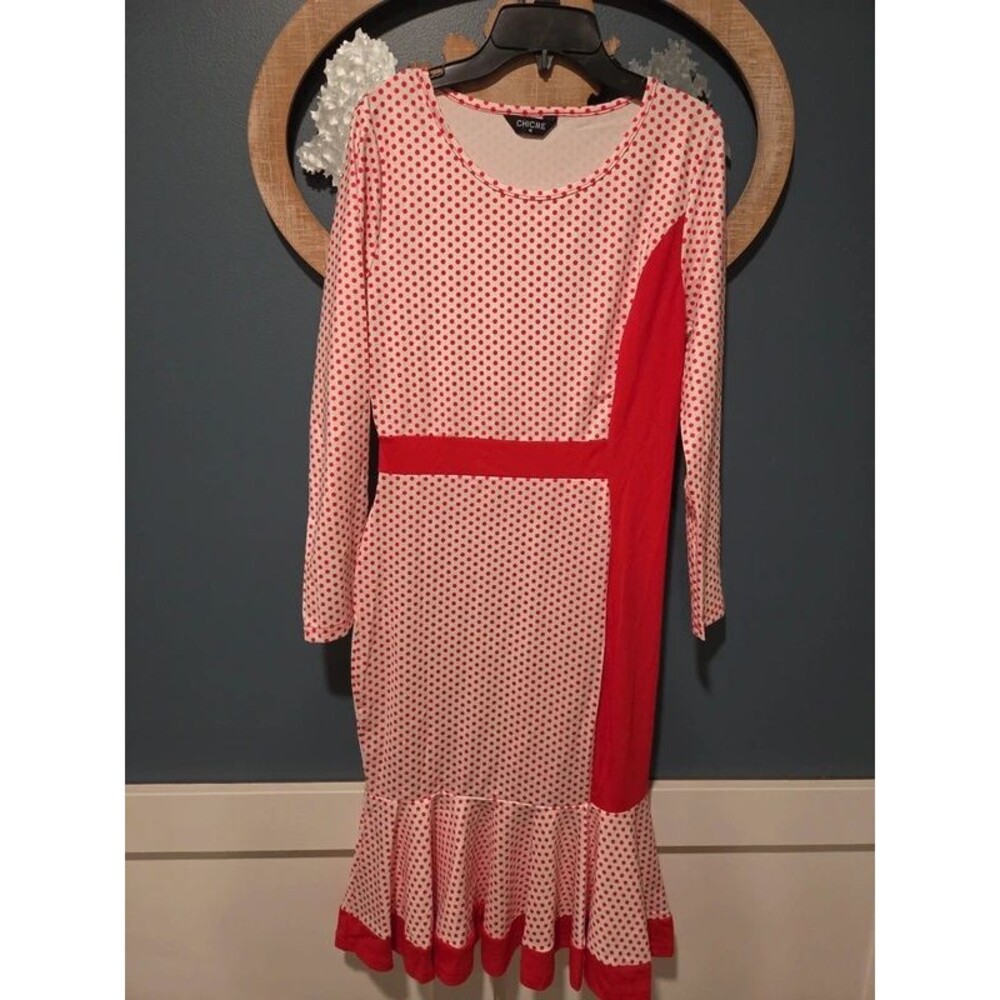 Woman's dot print color block midi dress. Size medium.